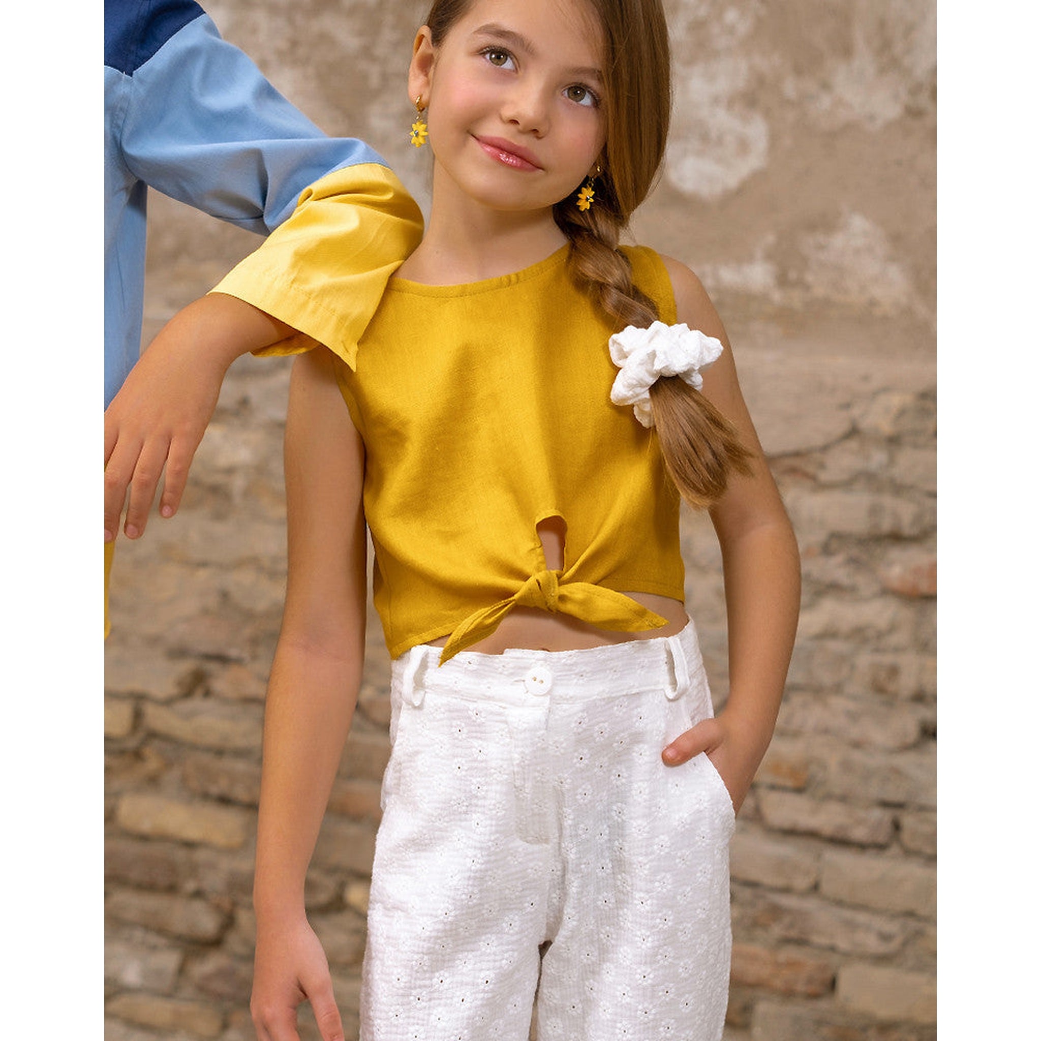 Bowtie Linen Shirt - Several Colors